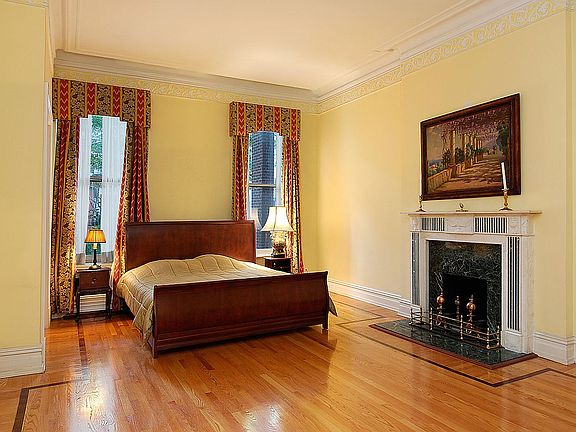 4th image of 7 E 63rd St