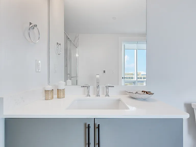The Standard — Photo 28