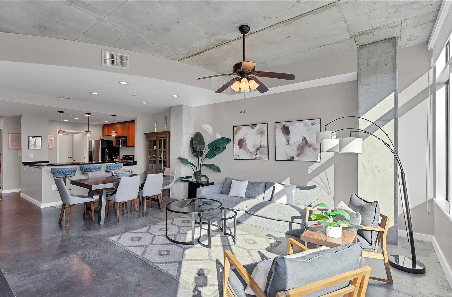 2 bed, 1268 sqft, $3,650 — Photo 2