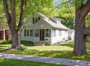 3340 Grimes Ave N, Robbinsdale, MN 55422