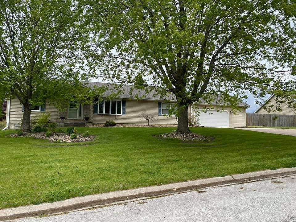 1st image of 4711 116th Avenue Ct