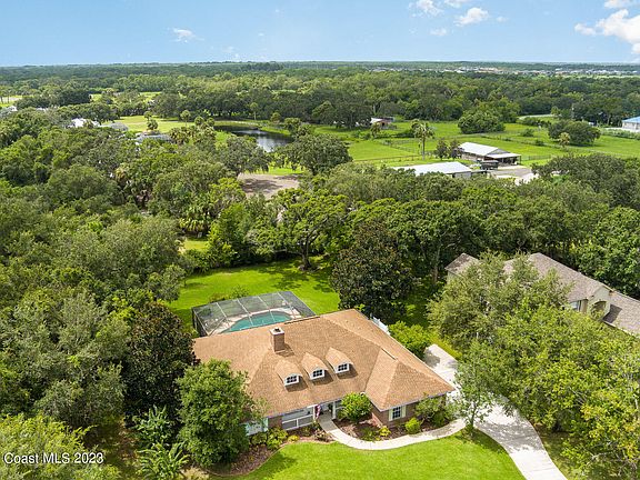 5th image of 4309 Davidia Dr