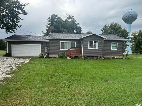 1418 N Broadway St, Lewistown, IL 61542