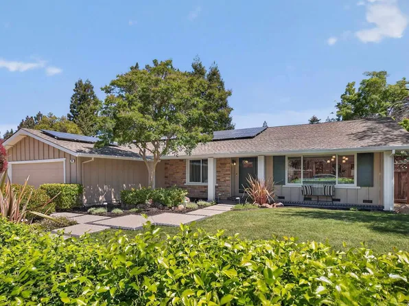 946 Cheyenne Dr, Walnut Creek, CA 94598
