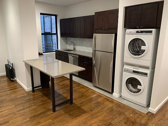 4th image of 601 W 176th St