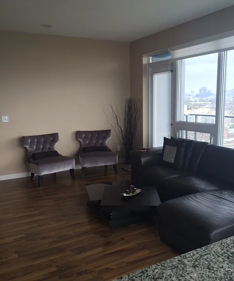 55 E Liberty St — Photo 25