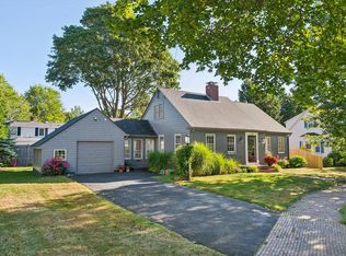 24 Bay View Dr, Portland, ME 04103