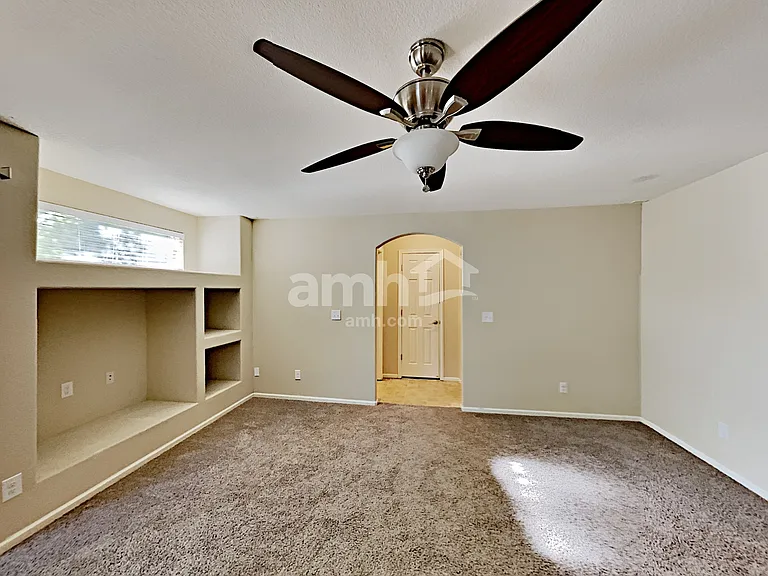 4137 Halifax St — Photo 7