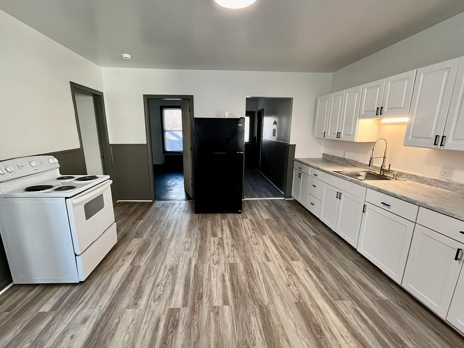 2 bed, $1,375 — Photo 1