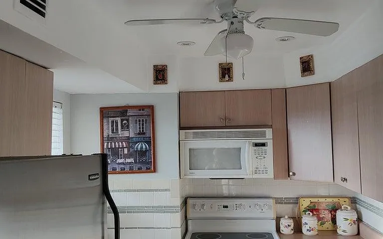 715 Lori Dr #308 — Photo 9