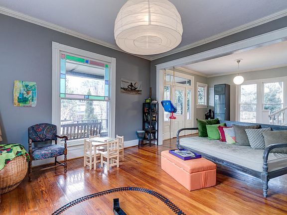 5th image of 4015 Saint Elmo Ave
