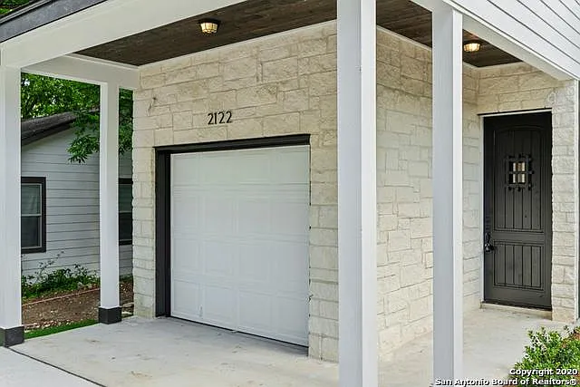 214 Connelly St — Photo 4