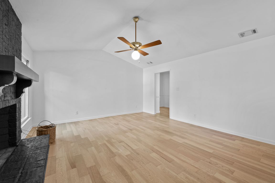 next background image