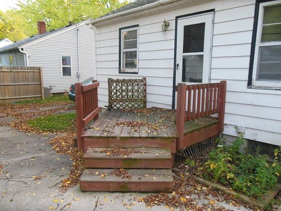 3rd image of 512 Oak Lawn Ave