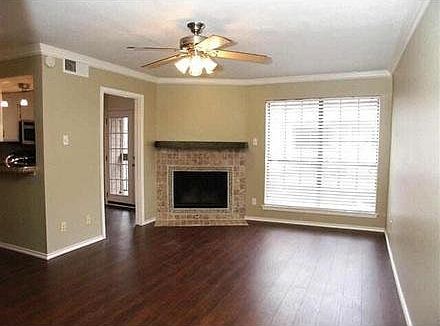 2nd image of 336 Melrose Dr APT 21A