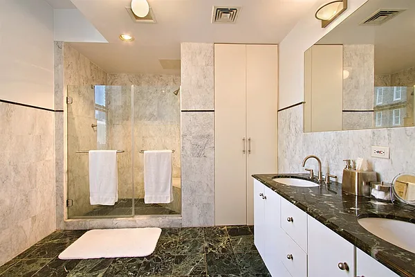 Sold by Corcoran | media 19