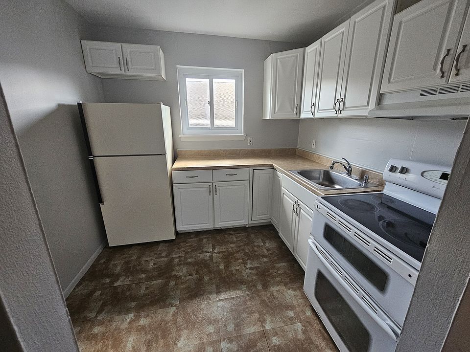1st image of 80 Farmington Ave APT B7