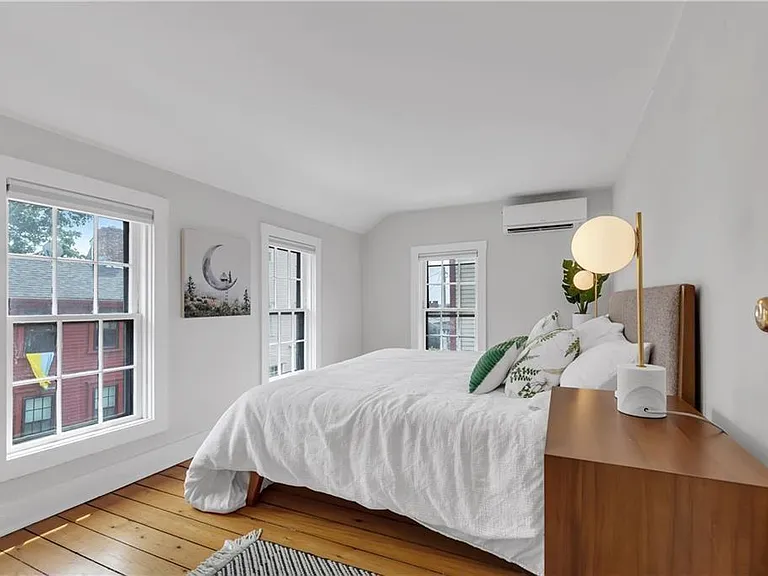 44 William St — Photo 14