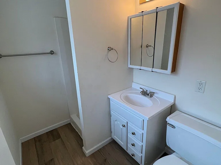 1810 Creasy Springs Rd — Photo 13