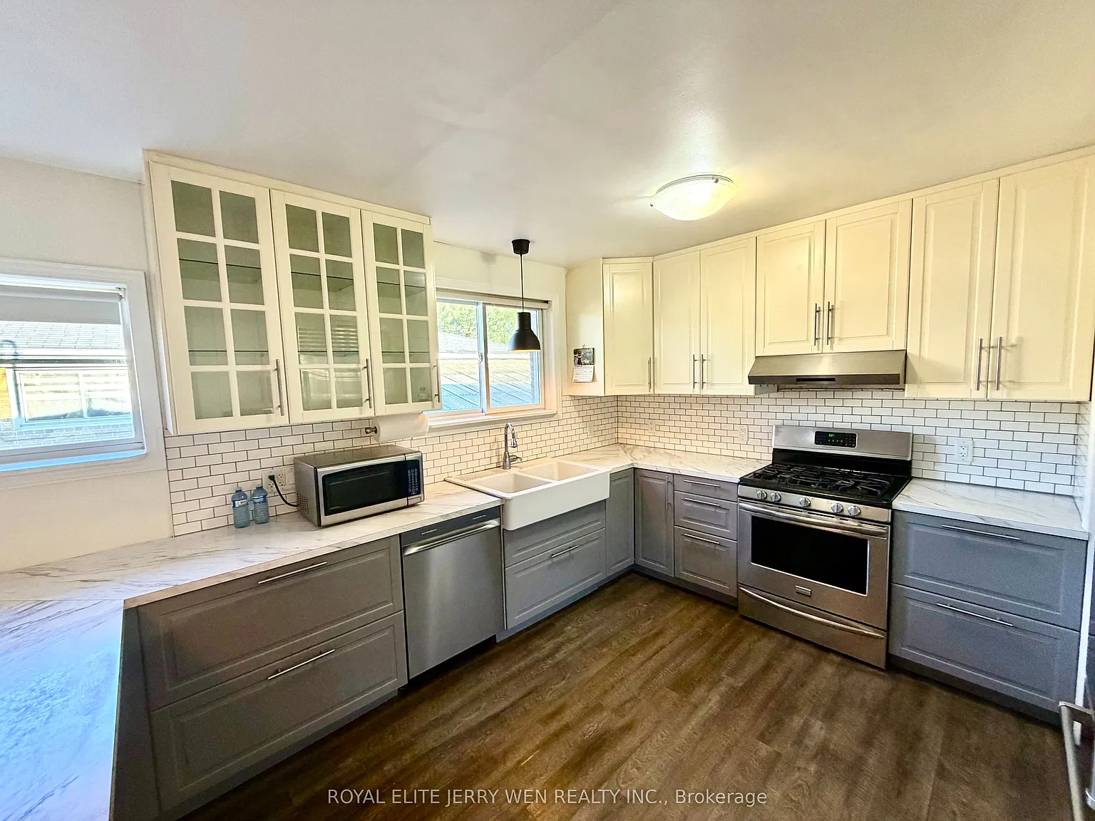 3 bed, $2,800 — Photo 2