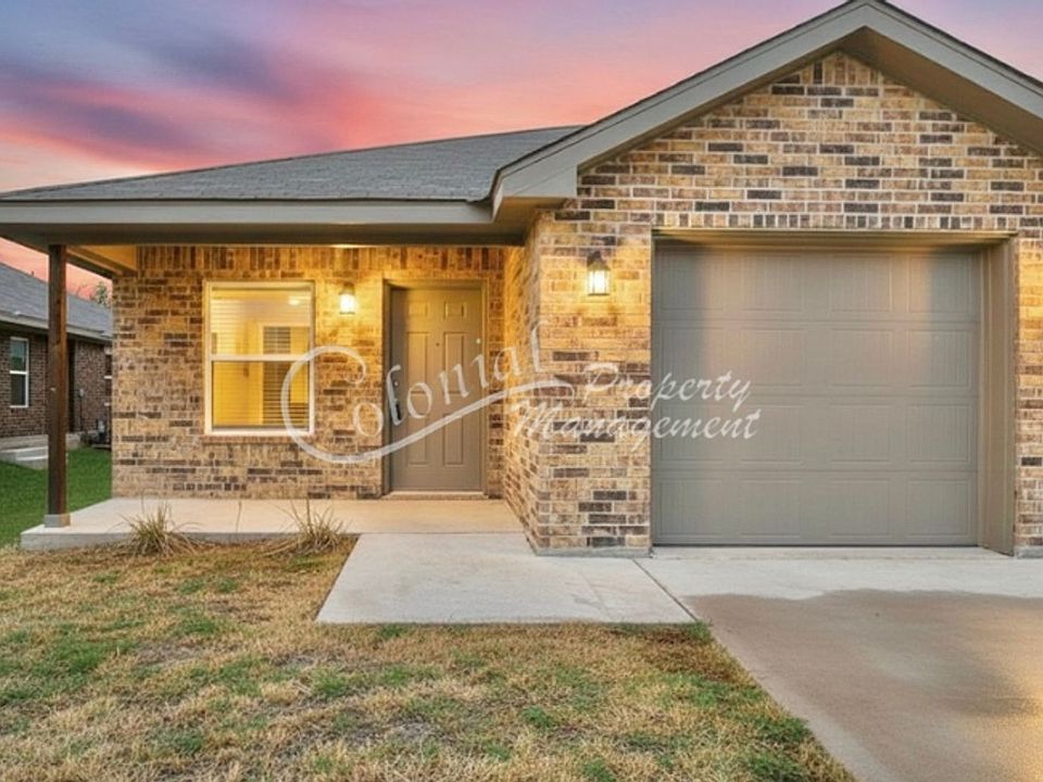 1st image of 1014 Zora Dr #B