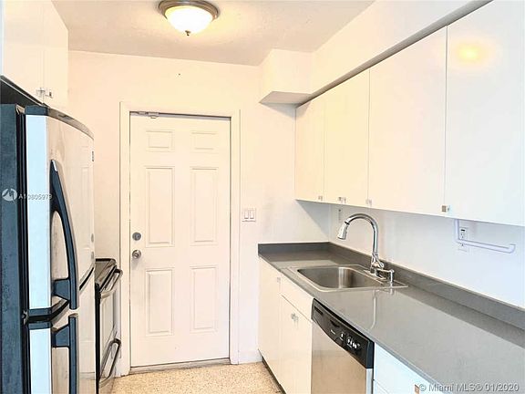4th image of 1030 NE 80th St APT 6
