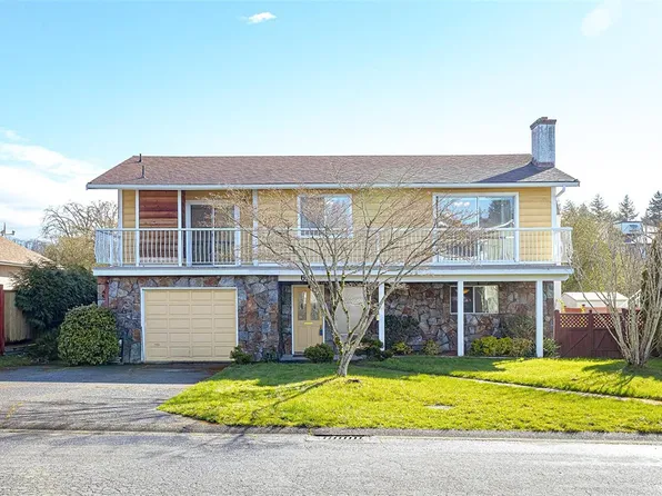 631 Jolly Pl, Saanich, BC V8Z 6R9