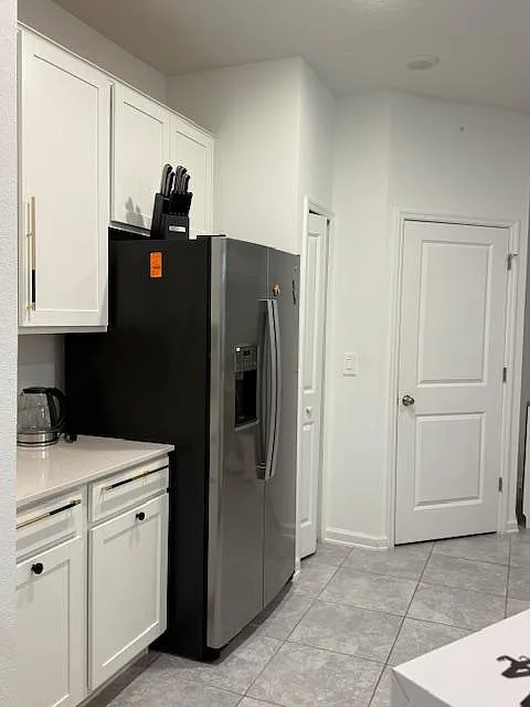 3 bed, 2.0 bath, 2109 sqft, $1,360 — Photo 4