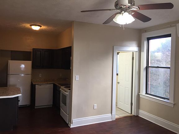 3rd image of 501 California Ave APT 6A