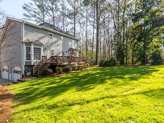 3rd image of 4519 Reva Ct NE