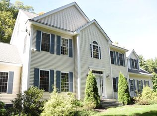 35 Providence Rd, Westford, MA 01886