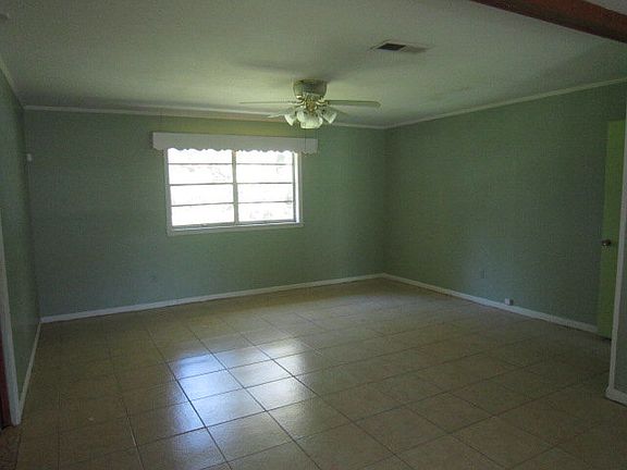 2nd image of 2610 Nina Dr