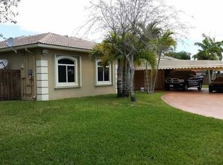 13385 SW 205th Ln, Miami, FL 33177