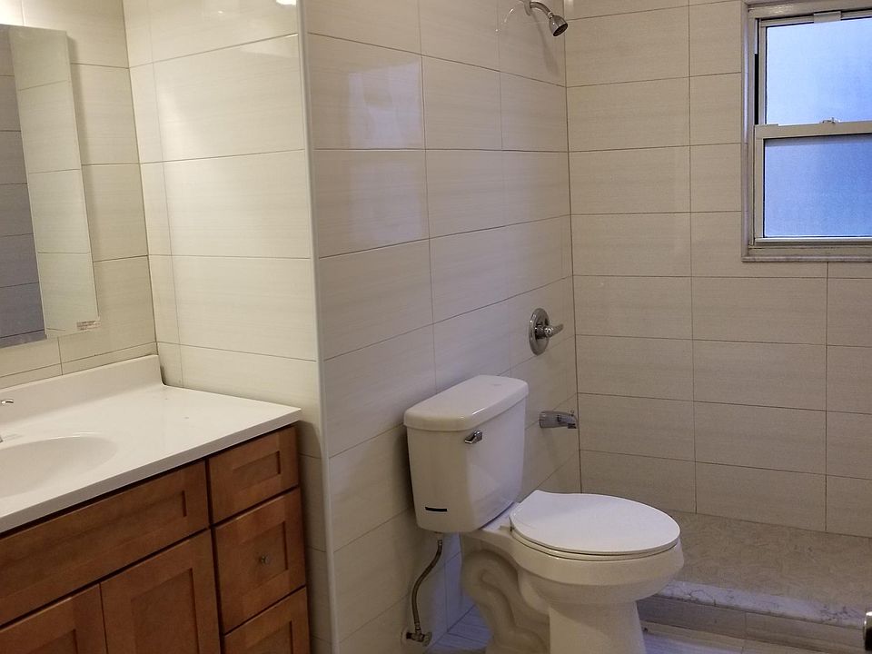 1st image of 2070 Ryder St Floor 1