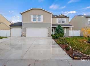 227 E Poplin St, Kuna, ID 83634