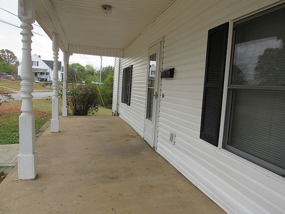 2nd image of 510 E Main St