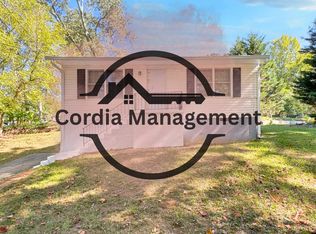 722 N Fork Dr SW, Marietta, GA 30008