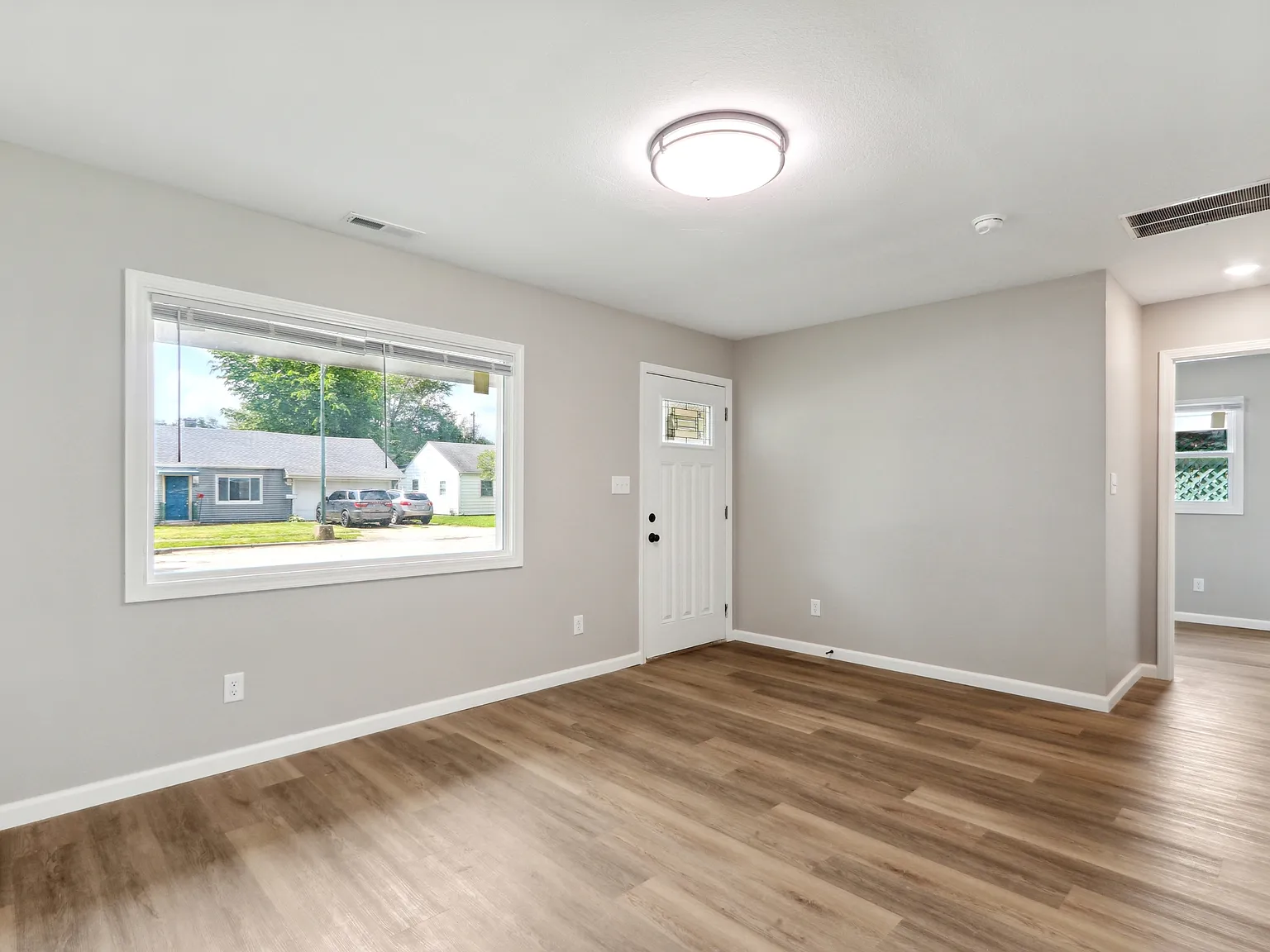 714 Bethume Court - 1 — Photo 4