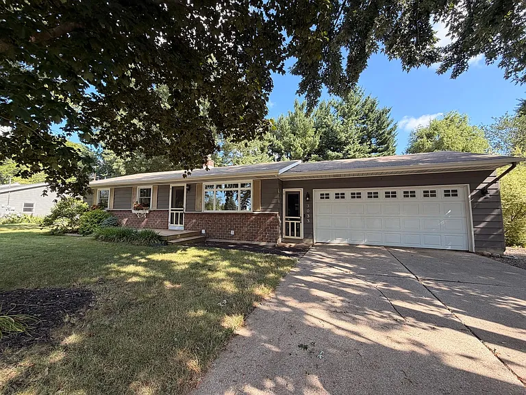 3033 New Holland St — Photo 32