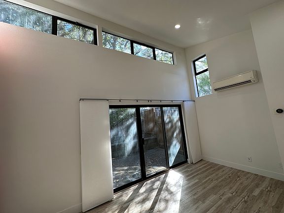 5th image of 109 Vallecito Ln #B