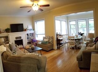 1514 W Addison St #1E, Chicago, IL 60613