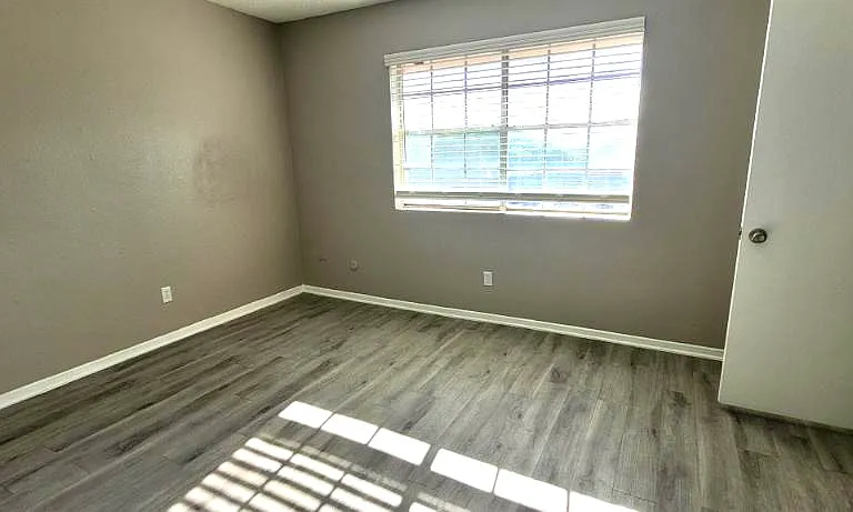 The Citadel Apartments — Photo 10