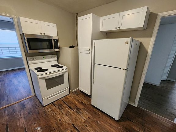 5th image of 404 W 24th St