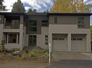 2413 108th Ave NE, Bellevue, WA 98004