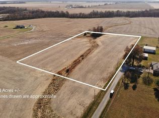 0 Maple St, Patoka, IL 62875