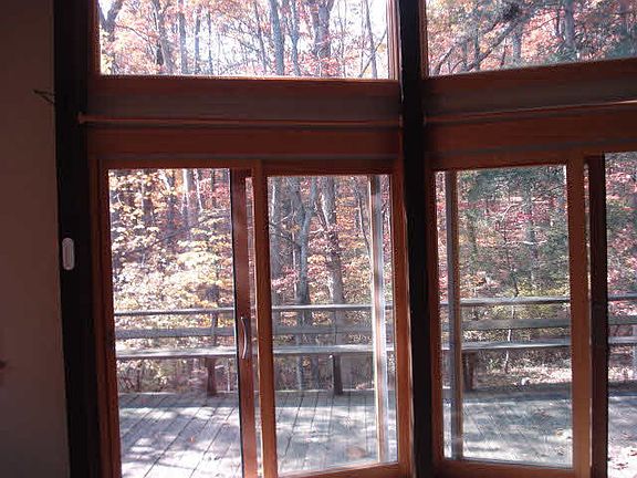 2nd image of 202 Martin Ln