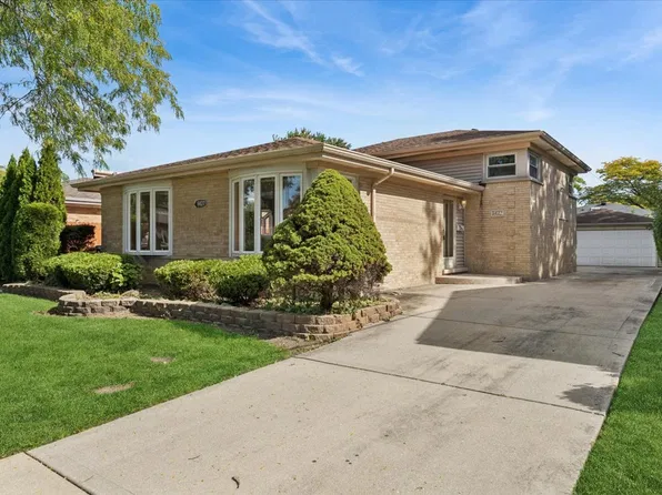 9427 Merrill Ave, Morton Grove, IL 60053