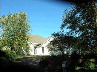 10424 Knollview Ct, Evansville, IN 47711