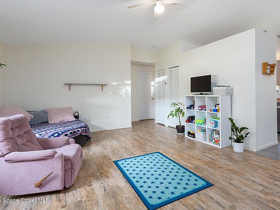 5th image of 2255 Ladner Rd NE