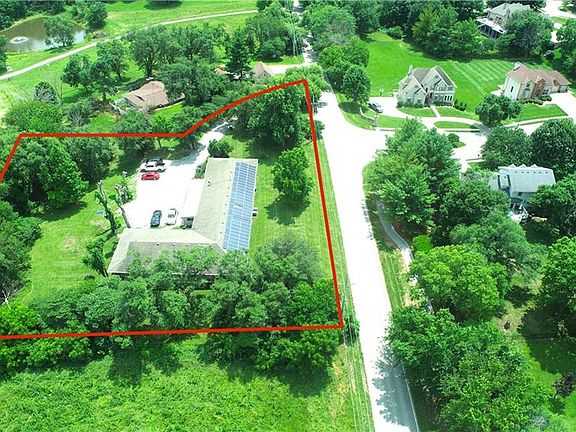2nd image of 3611 Bishop Rd